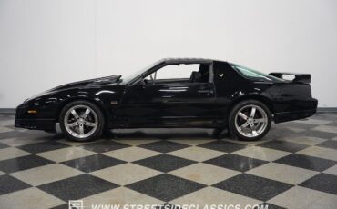 Pontiac-Firebird-1985-Black-Black-118869-9