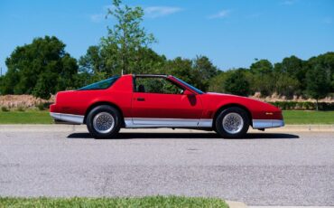 Pontiac-Firebird-1986-Red-Black-223173-5