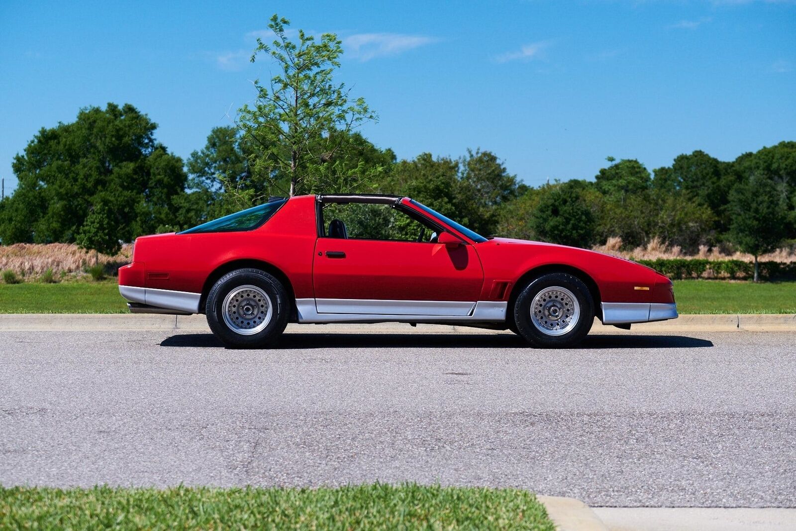 Pontiac-Firebird-1986-Red-Black-223173-5