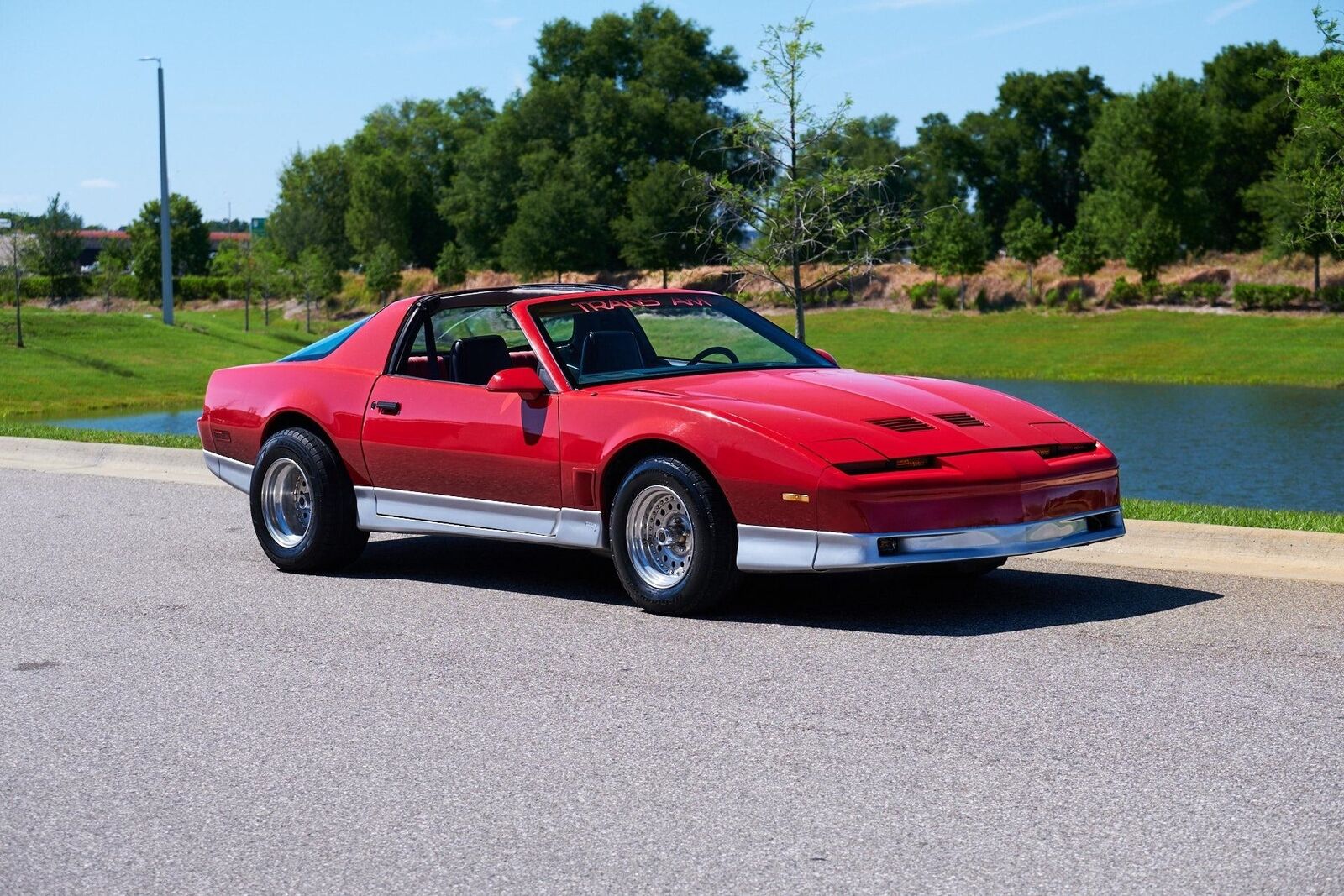 Pontiac-Firebird-1986-Red-Black-223173-6