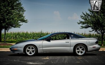 Pontiac-Firebird-1995-Silver-Black-156636-3