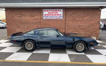 Pontiac-Firebird-2dr-coupe-tran-1981-1