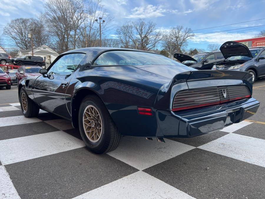 Pontiac-Firebird-2dr-coupe-tran-1981-10