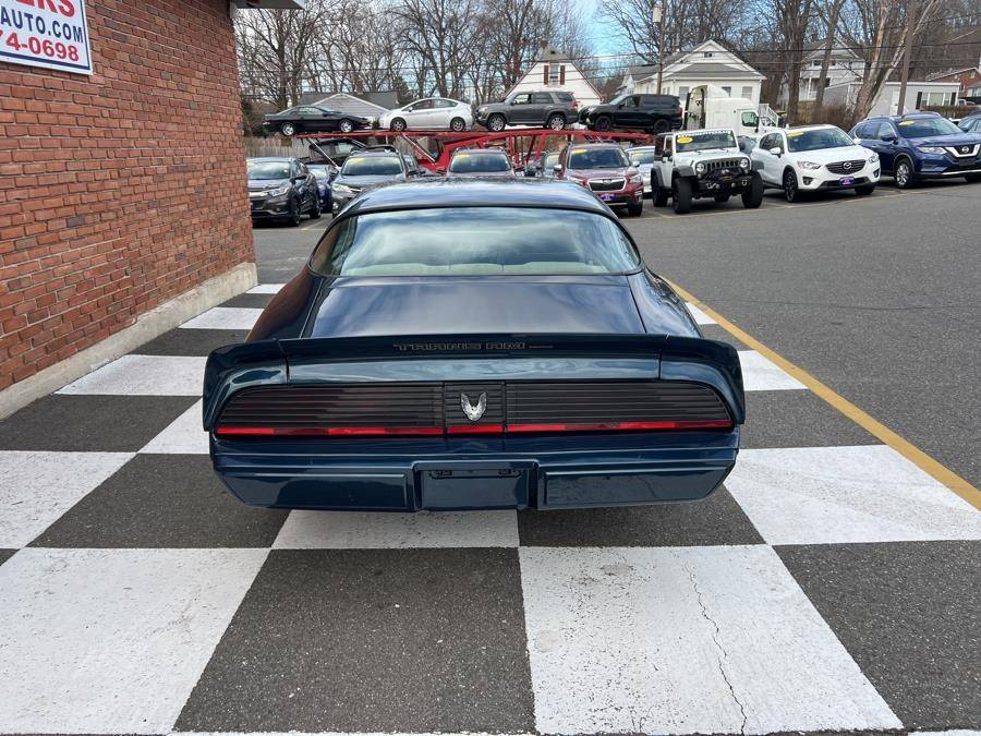 Pontiac-Firebird-2dr-coupe-tran-1981-3