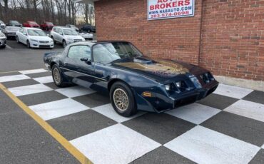 Pontiac-Firebird-2dr-coupe-tran-1981