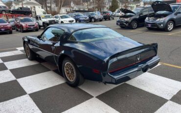 Pontiac-Firebird-2dr-coupe-tran-1981-4