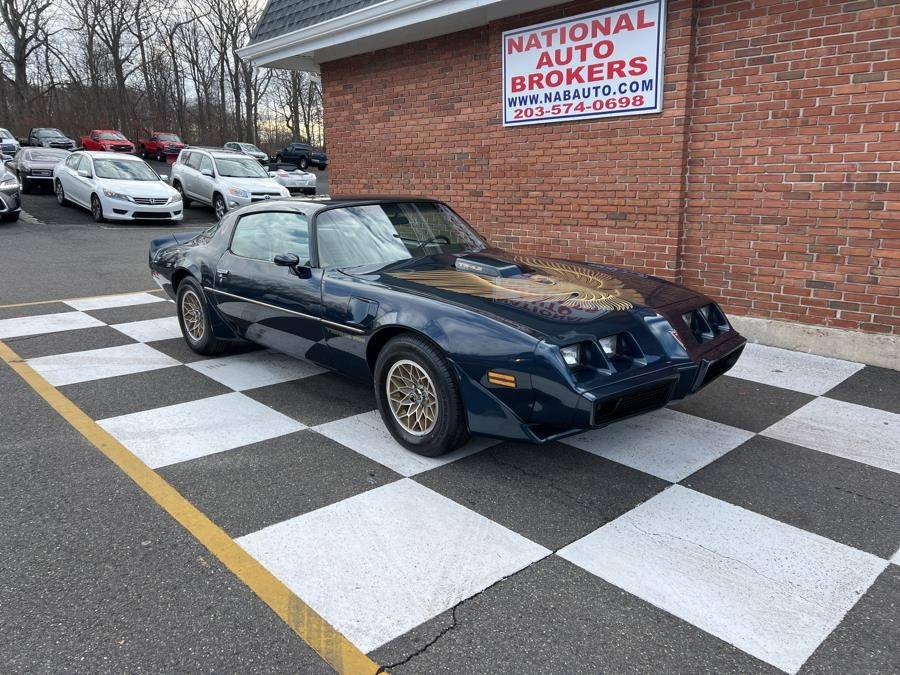 Pontiac-Firebird-2dr-coupe-tran-1981