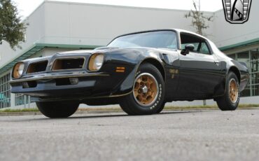 Pontiac-Firebird-Coupe-1976-Black-Black-48634-2