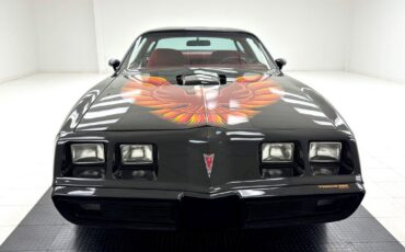 Pontiac-Firebird-Coupe-1979-Black-Carmine-105787-8