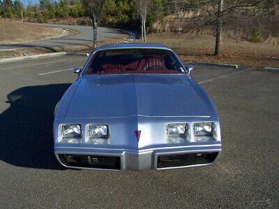 Pontiac-Firebird-Coupe-1979-Silver-Red-77577-19