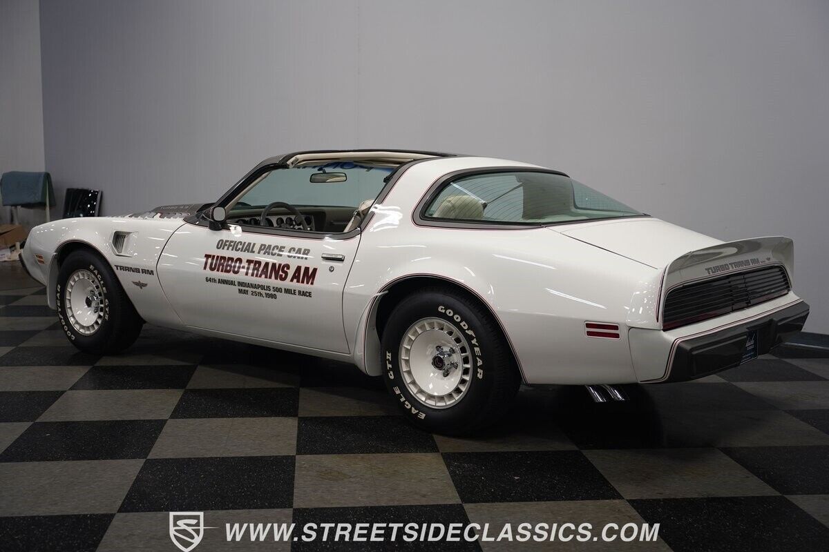 Pontiac-Firebird-Coupe-1980-10