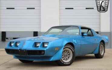 Pontiac-Firebird-Coupe-1980-2