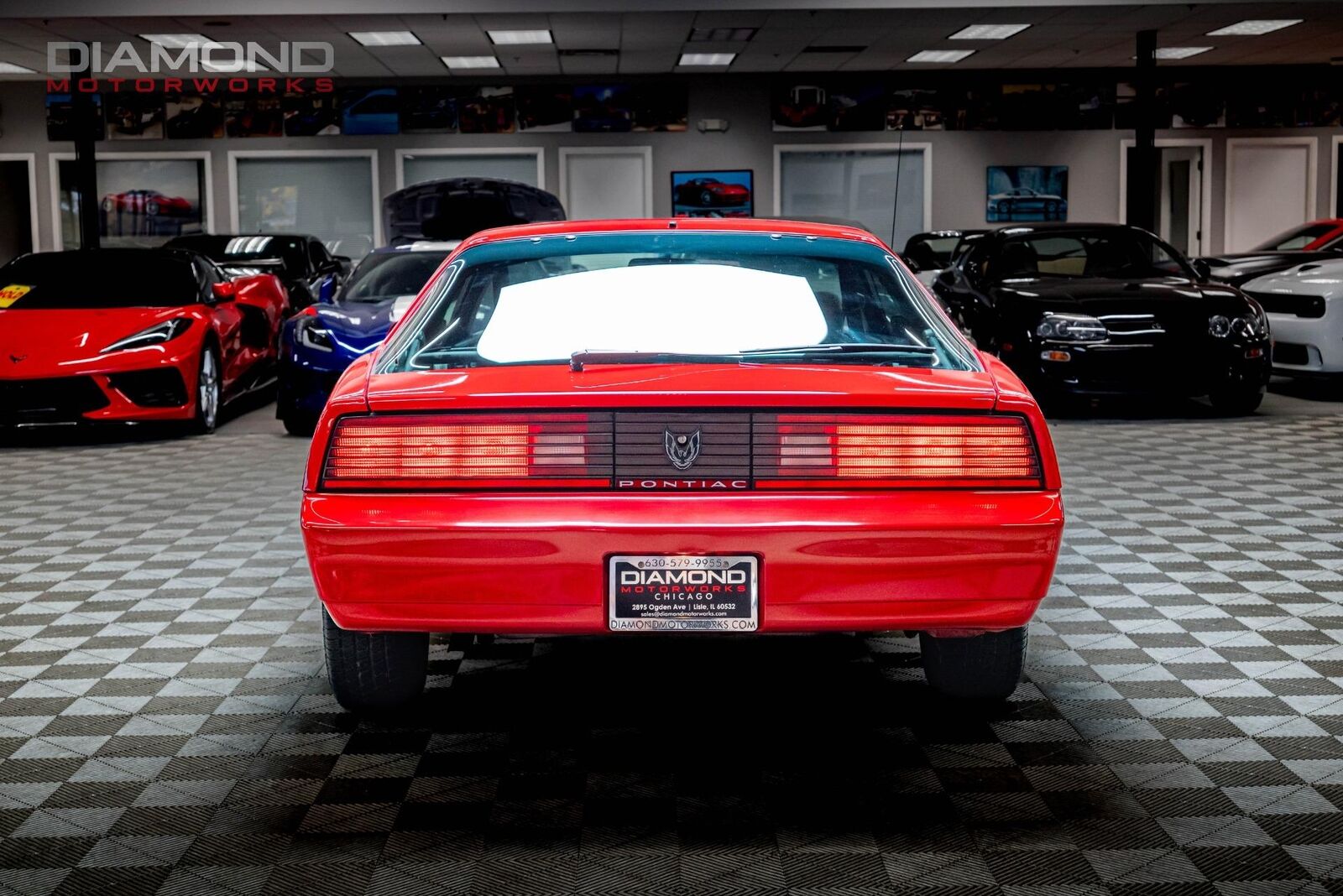 Pontiac-Firebird-Coupe-1984-Red-Charcoal-18272-3