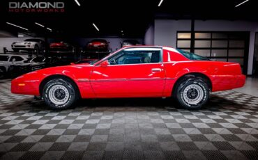 Pontiac-Firebird-Coupe-1984-Red-Charcoal-18272-9