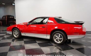 Pontiac-Firebird-Coupe-1986-Red-Gray-72869-8