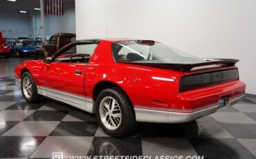 Pontiac-Firebird-Coupe-1986-Red-Gray-72869-9