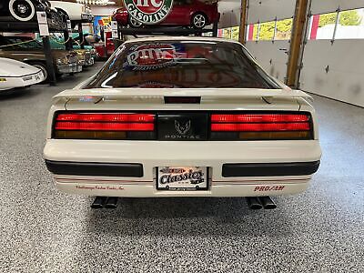 Pontiac-Firebird-Coupe-1987-34