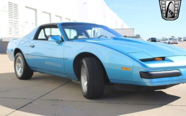 Pontiac-Firebird-Coupe-1988-11