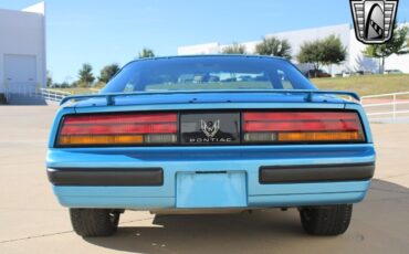 Pontiac-Firebird-Coupe-1988-5