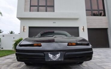 Pontiac-Firebird-Coupe-1989-1