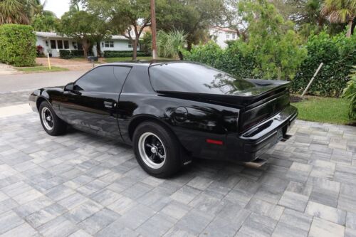 Pontiac-Firebird-Coupe-1989-4