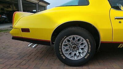 Pontiac-Firebird-Formula-Coupe-1978-Yellow-Black-16093-4