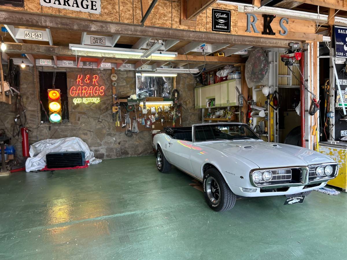 Pontiac-Firebird-convertible-1968-white-1609-1