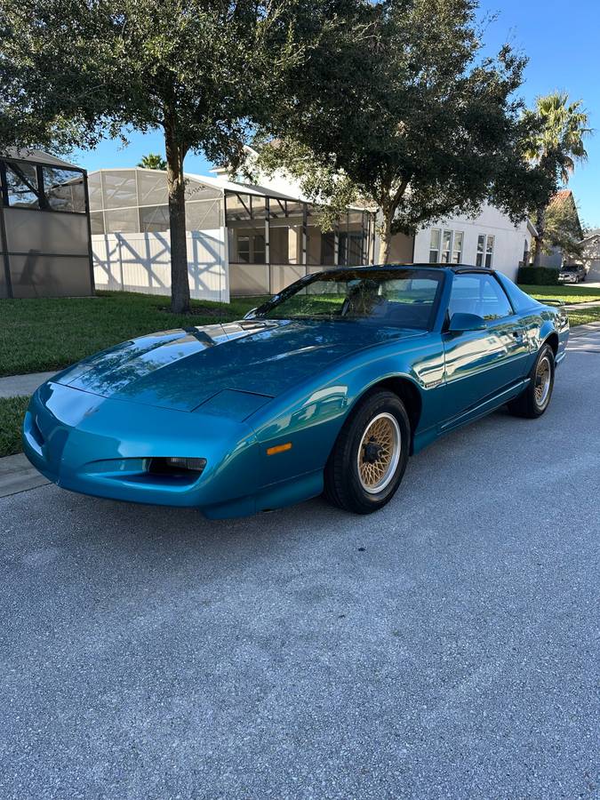 Pontiac-Firebird-formula-1992-17