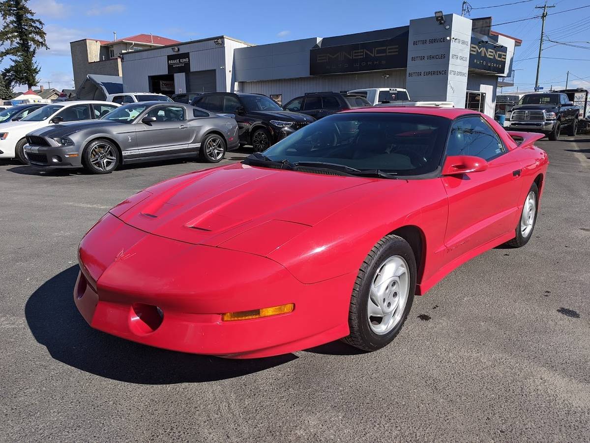 Pontiac-Firebird-trans-am-1993-21