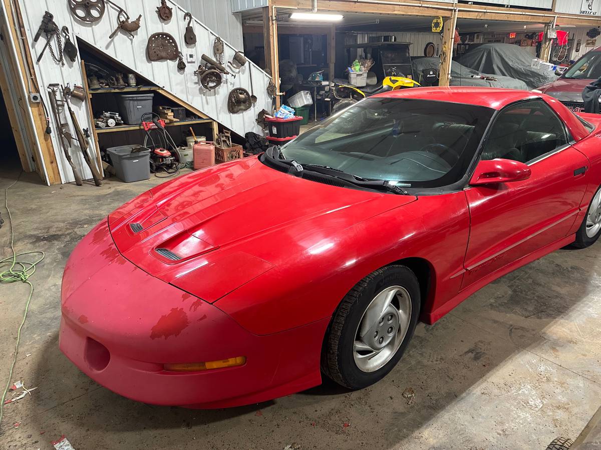 Pontiac-Firebird-trans-am-1994-red-250136-1