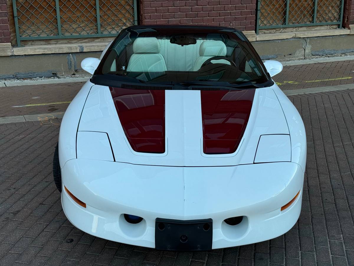 Pontiac-Firebird-trans-am-convertible-1995-white-55574-1