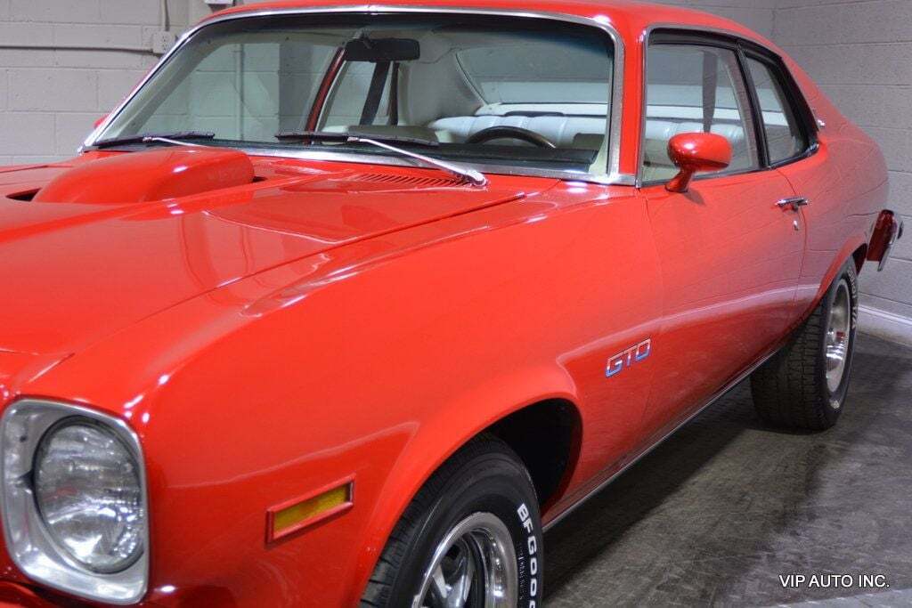 Pontiac-GTO-1974-5