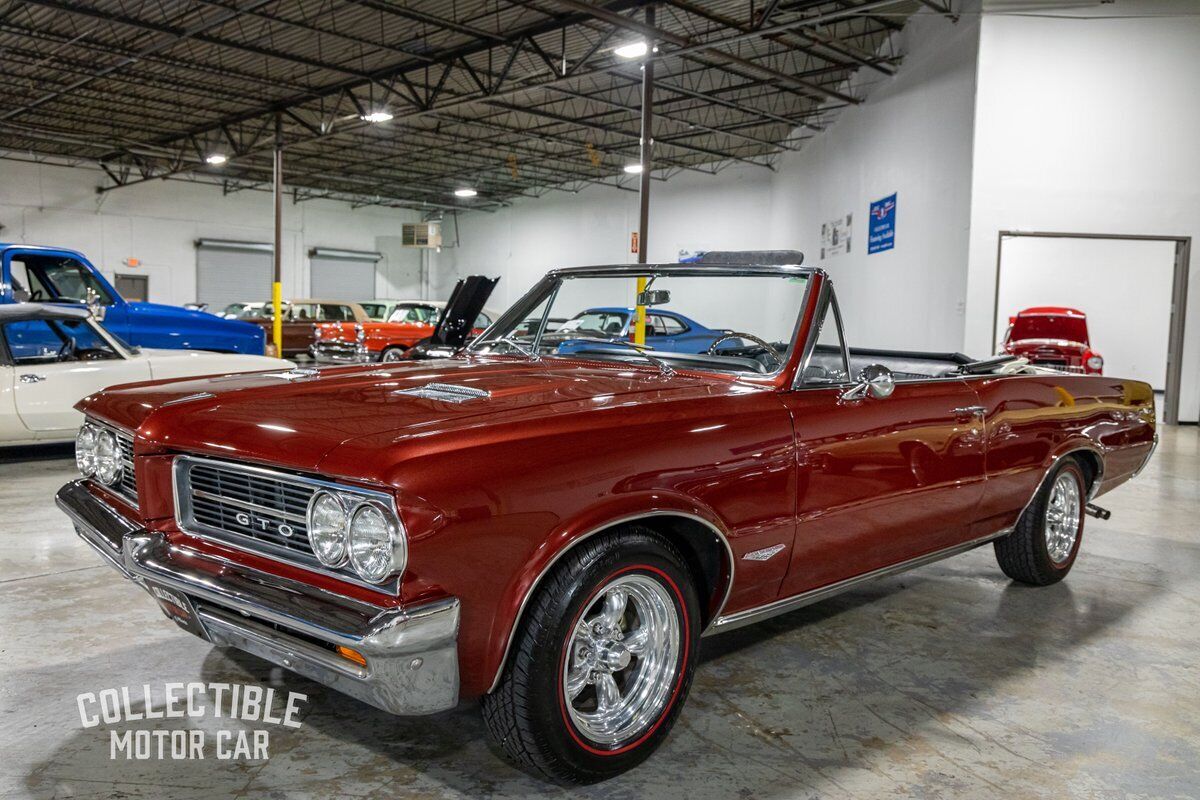 Pontiac-GTO-Cabriolet-1964-Red-Black-62764-2