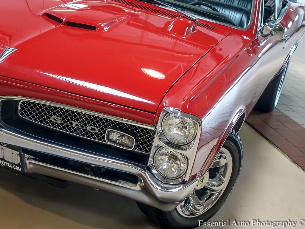 Pontiac-GTO-Cabriolet-1967-Red-Black-125970-6