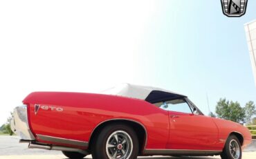 Pontiac-GTO-Cabriolet-1968-Red-White-152464-8