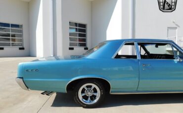 Pontiac-GTO-Coupe-1964-Aquamarine-Black-7331-10