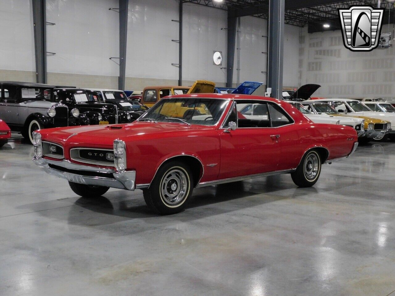 Pontiac-GTO-Coupe-1966-Red-Black-67982-2