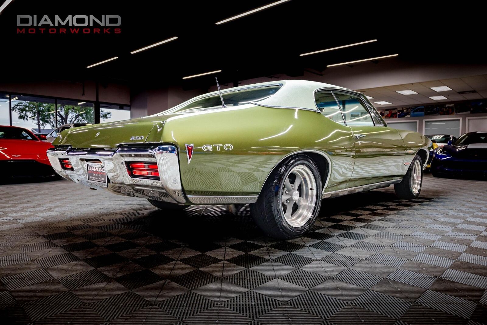 Pontiac-GTO-Coupe-1968-Green-Green-119798-1