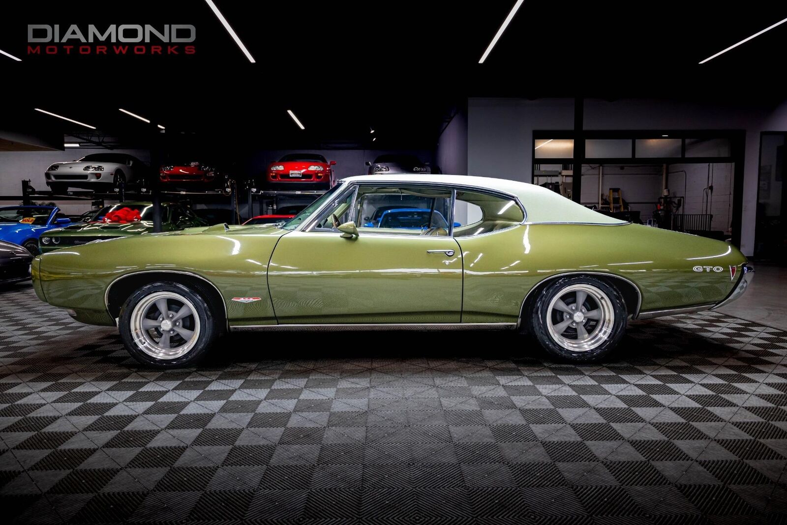 Pontiac-GTO-Coupe-1968-Green-Green-119798-10