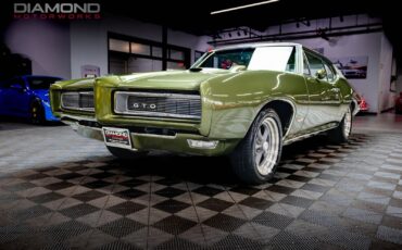 Pontiac-GTO-Coupe-1968-Green-Green-119798-5