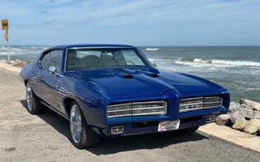 Pontiac-GTO-Coupe-1969-1