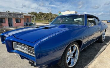 Pontiac-GTO-Coupe-1969-2