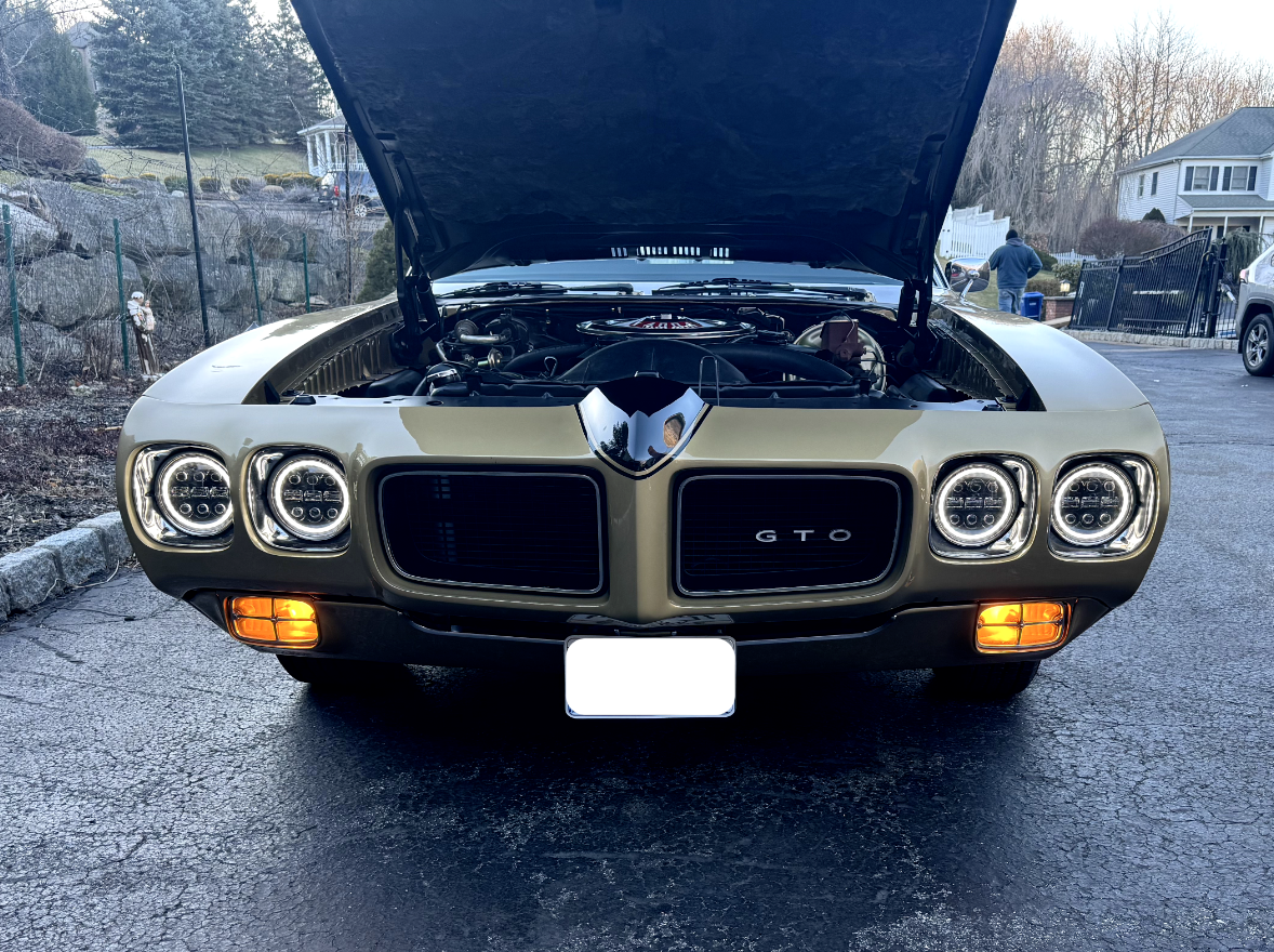 Pontiac-GTO-Coupe-1970-Gold-Black-483-5