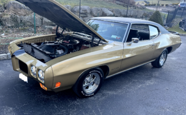 Pontiac-GTO-Coupe-1970-Gold-Black-483-6