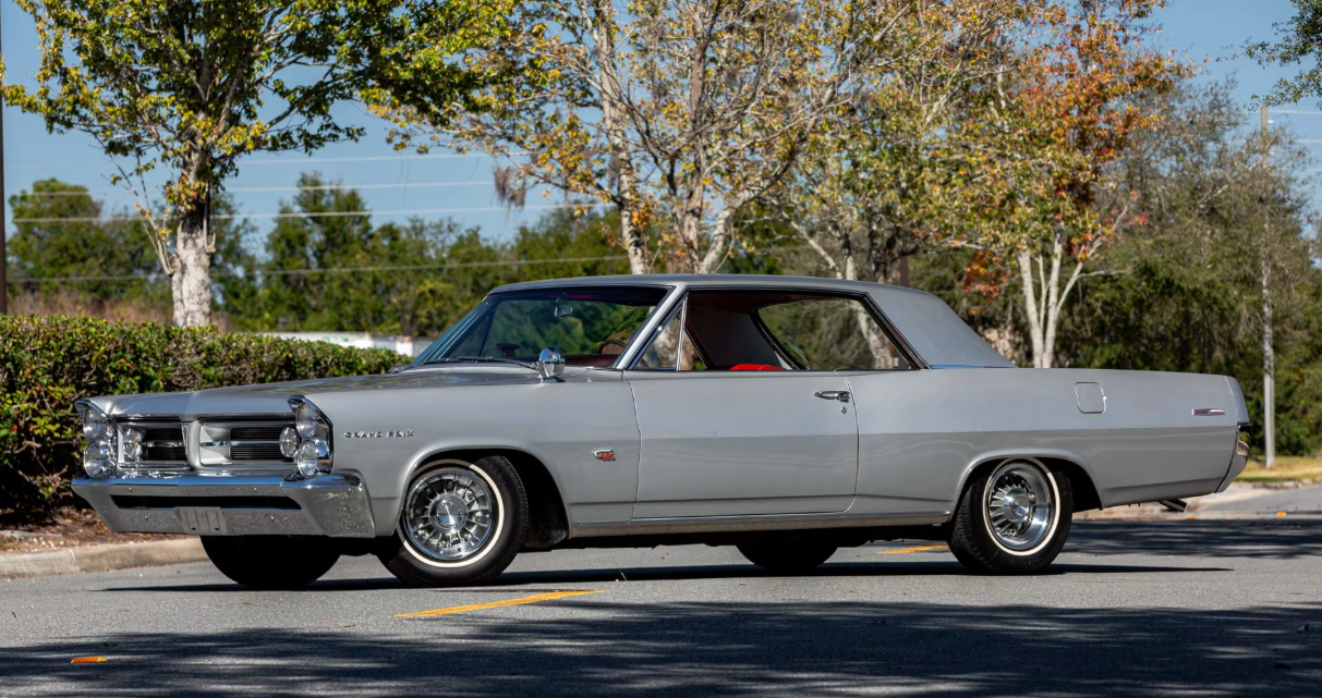 Pontiac Grand Prix Coupe 1963 à vendre