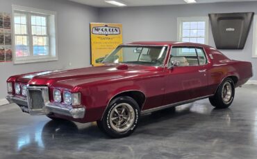 Pontiac-Grand-Prix-Coupe-1969-Burgundy-White-59546-1