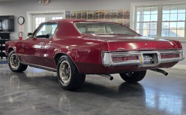 Pontiac-Grand-Prix-Coupe-1969-Burgundy-White-59546-10