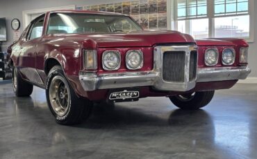 Pontiac-Grand-Prix-Coupe-1969-Burgundy-White-59546-18