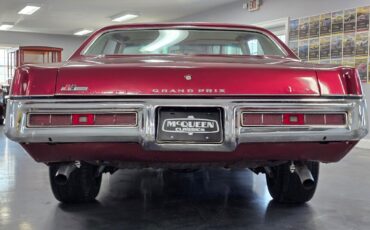 Pontiac-Grand-Prix-Coupe-1969-Burgundy-White-59546-3