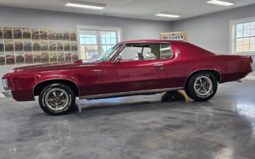 Pontiac-Grand-Prix-Coupe-1969-Burgundy-White-59546-6